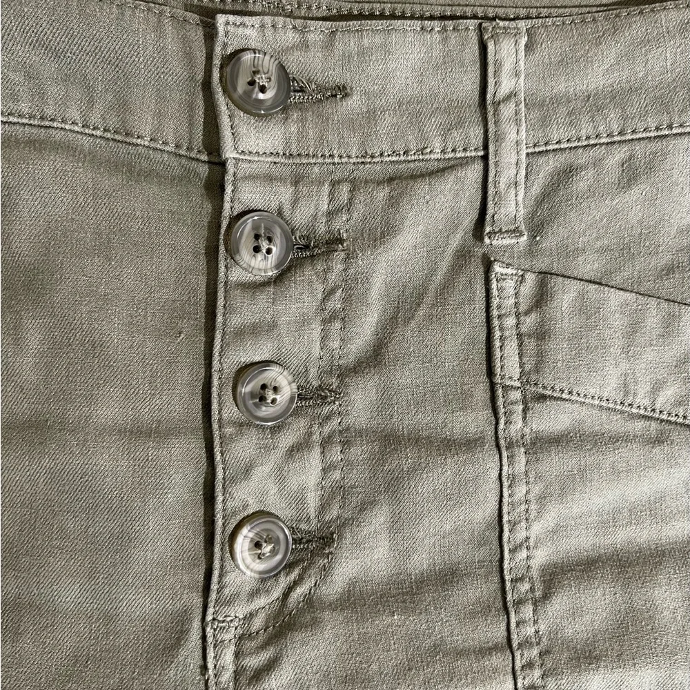Evereve Joelle Stretch Linen Olive Wide-Leg Crop Pants - Picture 13 of 15